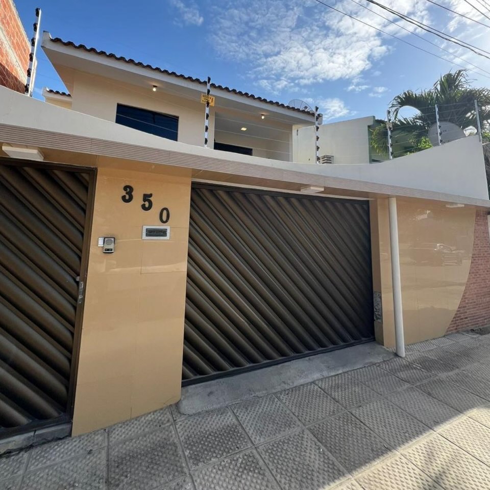 Casa Duplex à Venda | Nova Caruaru